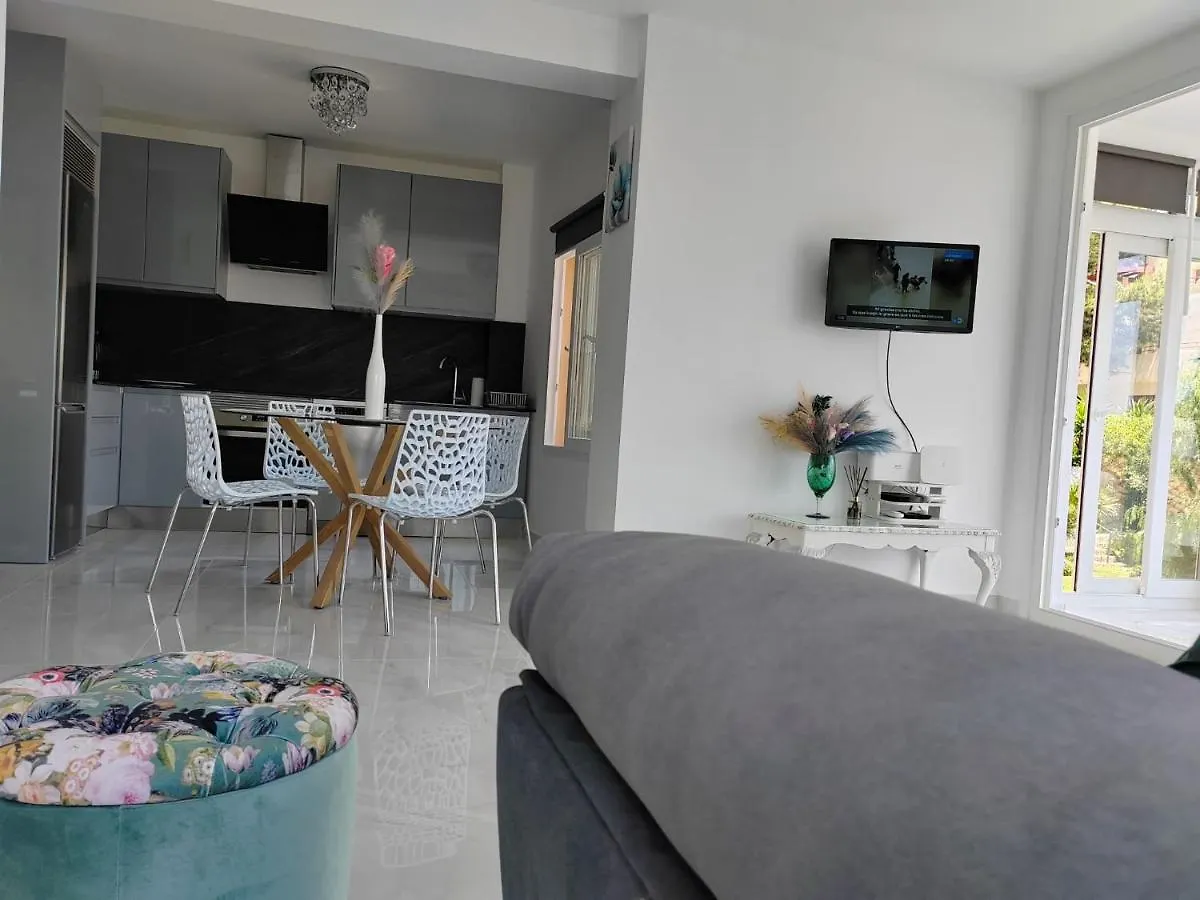 Apartamento La Torre,200M Hasta La Playa Benalmádena 0*,