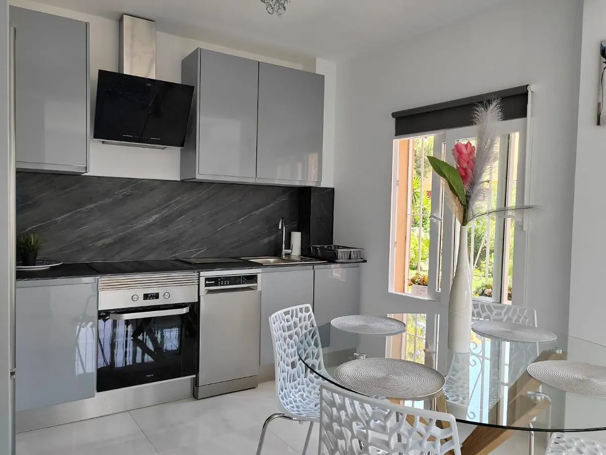 Apartamento La Torre,200M Hasta La Playa Бенальмадена Апартаменты
