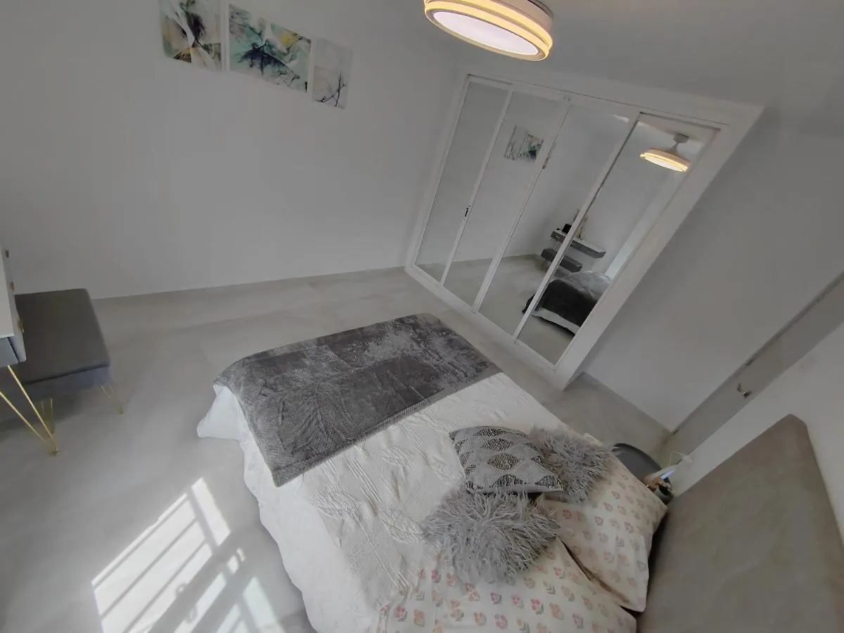 Apartamento La Torre,200M Hasta La Playa Бенальмадена Апартаменты