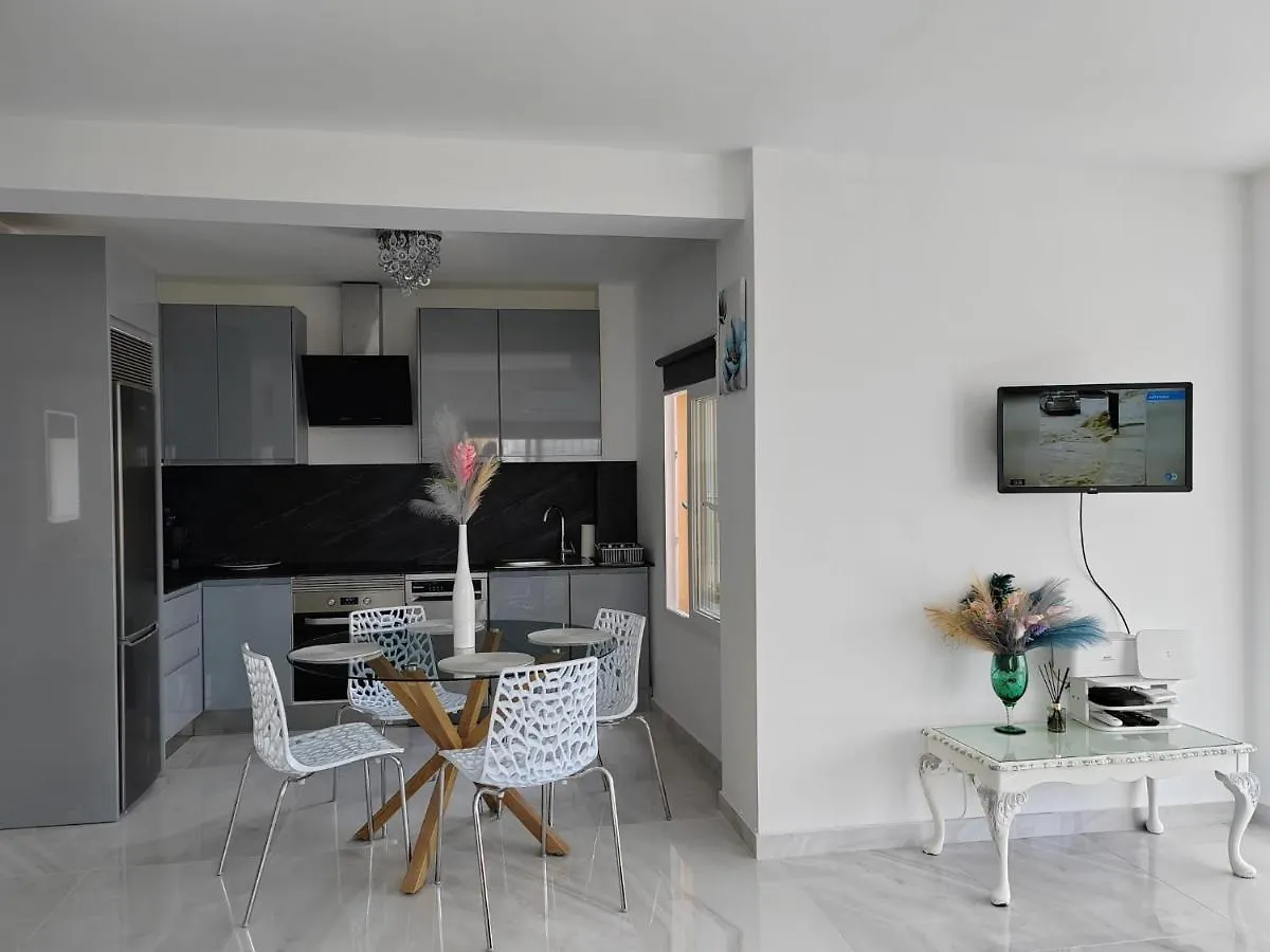 Apartamento La Torre,200M Hasta La Playa Benalmádena