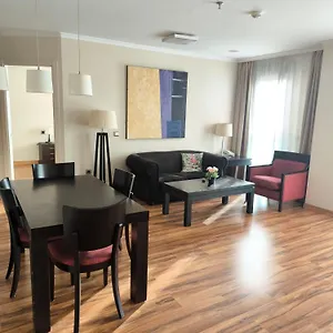 https://apt-2-bedrooms-4-beds-close-to-beach-in.es-andalucia.com